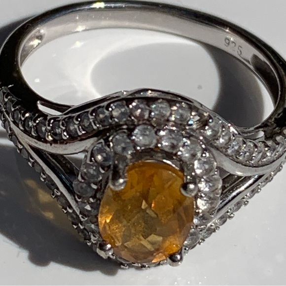 Sterling Silver Oval Cut Citrine Sparkly Ring with Cubic Zirconia - Picture 13 of 14
